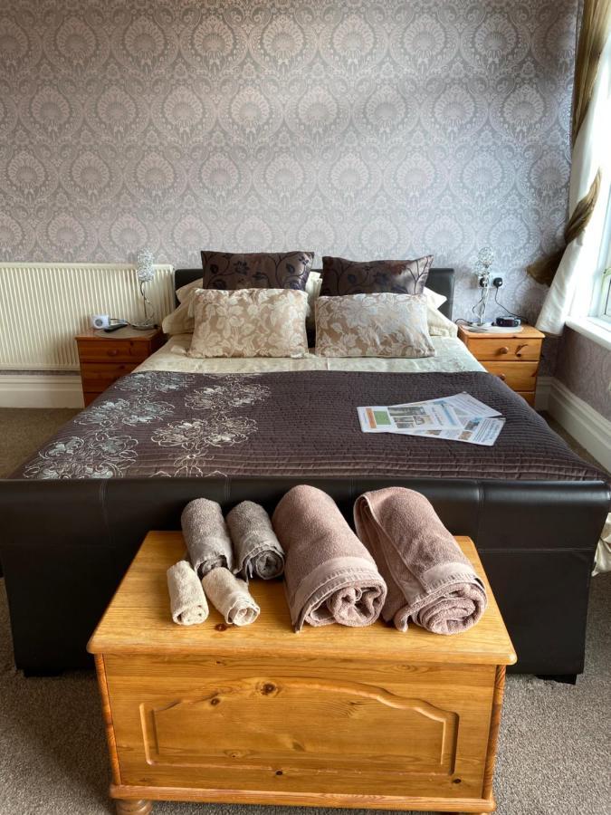 The Fairmile Bed and Breakfast Lytham St Annes Buitenkant foto