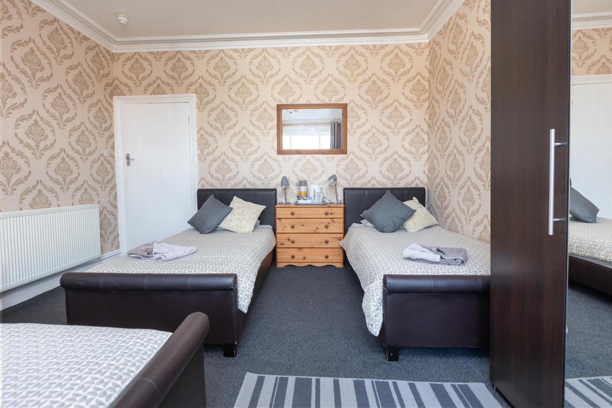 The Fairmile Bed and Breakfast Lytham St Annes Buitenkant foto