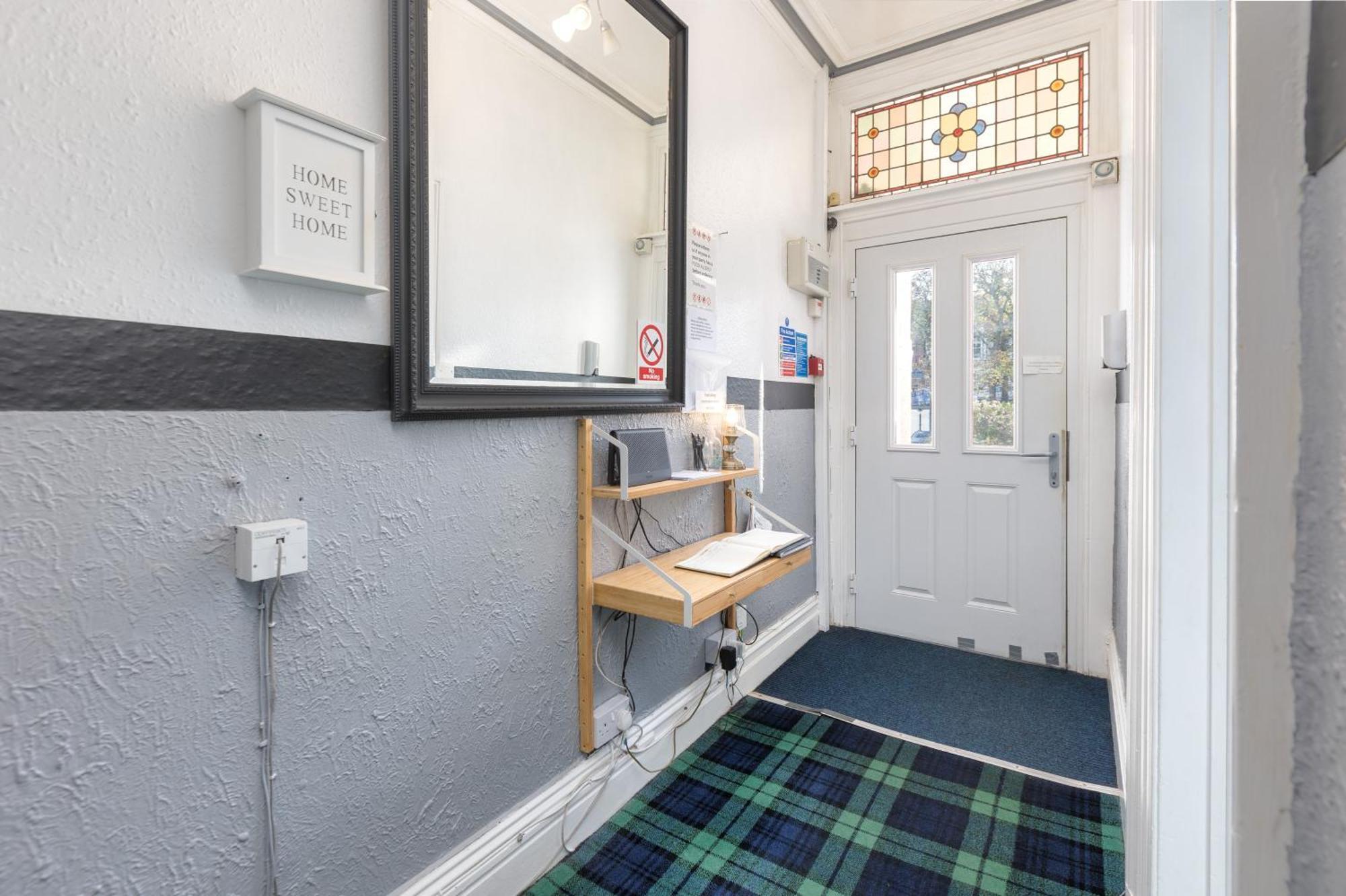 The Fairmile Bed and Breakfast Lytham St Annes Buitenkant foto