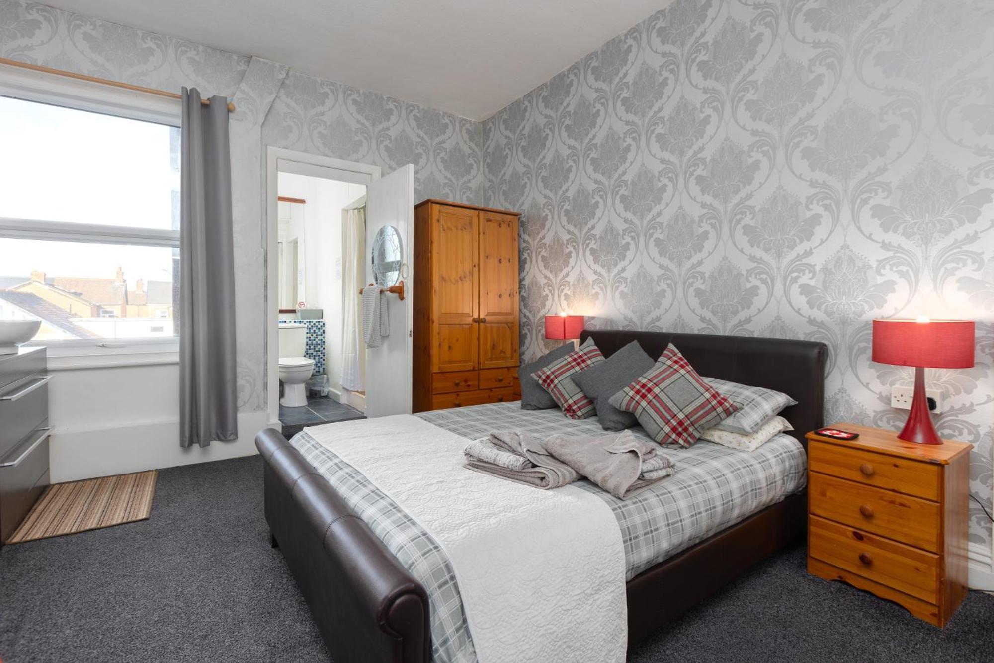 The Fairmile Bed and Breakfast Lytham St Annes Buitenkant foto